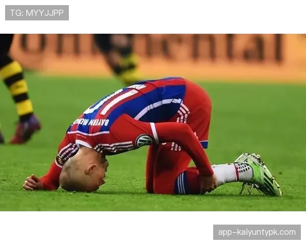 假摔判罚的核心依据：如何界定球员的欺骗性倒地行为