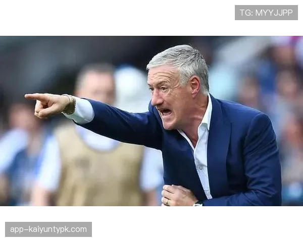 德尚执教风格解析：务实战术如何驱动法国队稳定性提升